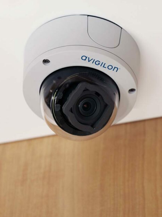 full-width-section-img-avigilon-camera